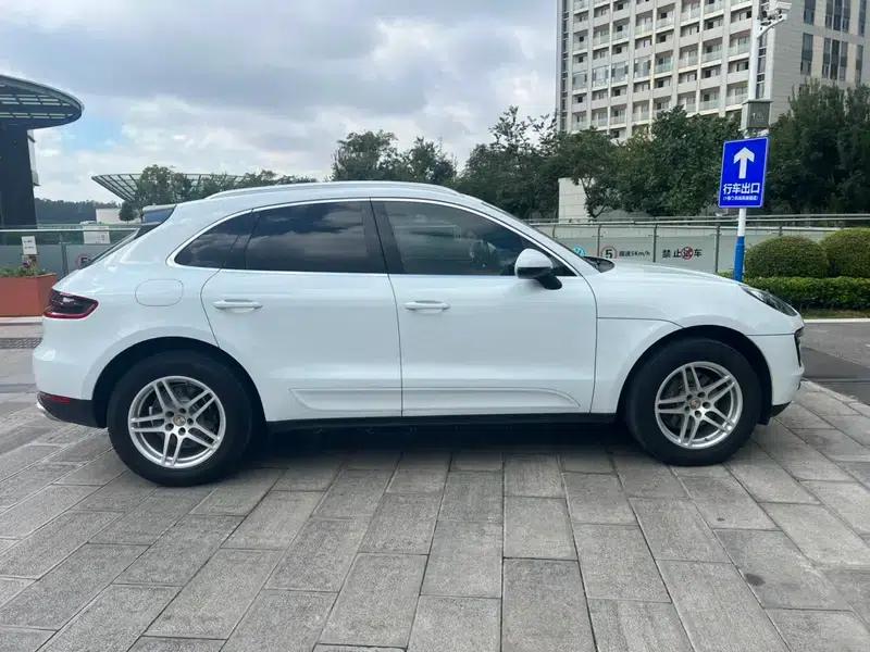 2017 Macan 2.0T — миниатюра 8