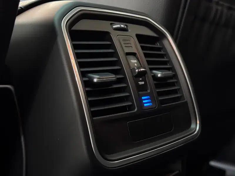 2017 Macan 2.0T — миниатюра 22