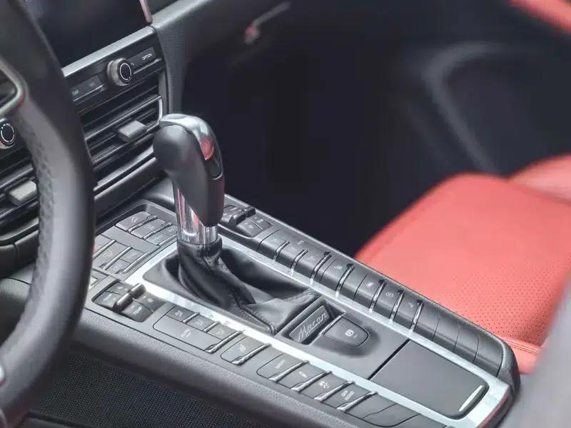 2018 Macan 2.0T — миниатюра 13