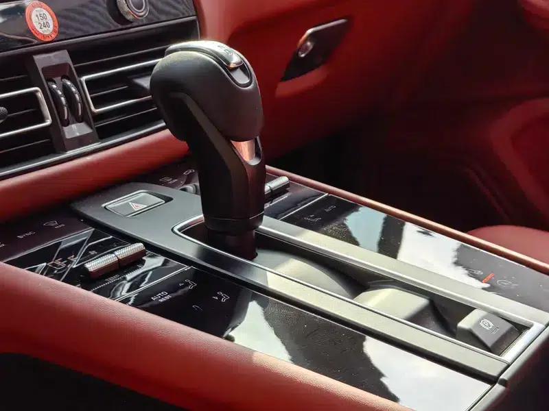2022 Macan 2.0T — миниатюра 16