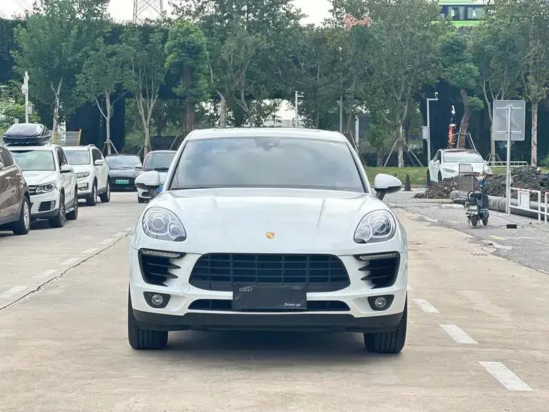 2017 Macan 2.0T — миниатюра 2