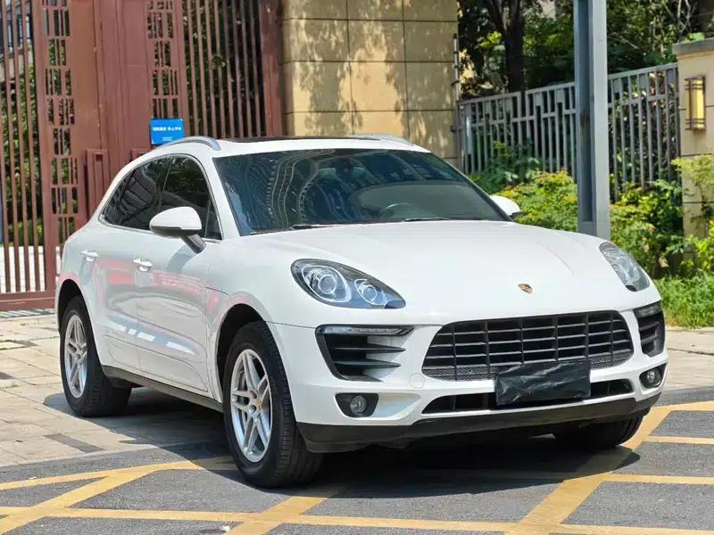 2016 Macan 2.0T — миниатюра 3