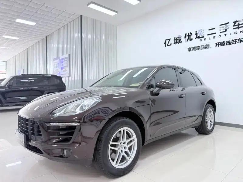 2016 Macan 2.0T — миниатюра 1