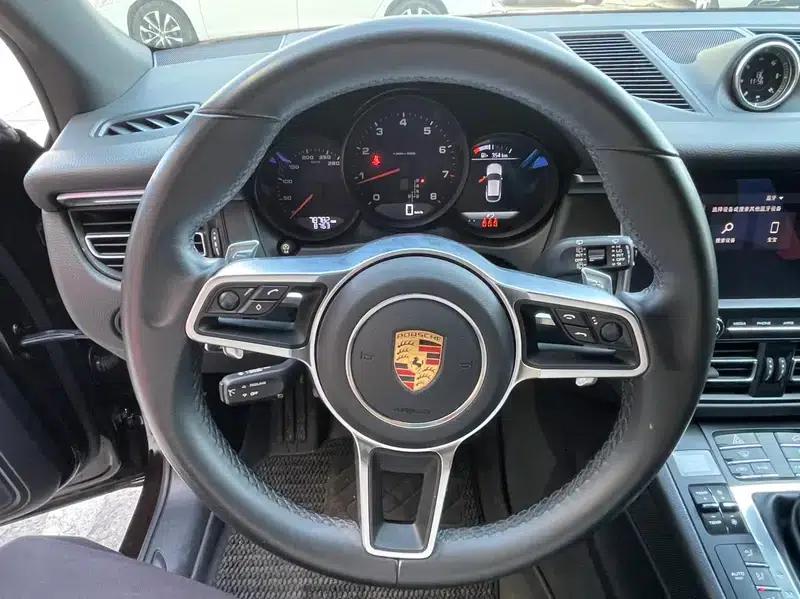 2018 Macan 2.0T — миниатюра 17