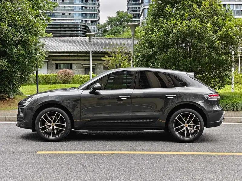 2023 Macan 2.0T — миниатюра 4