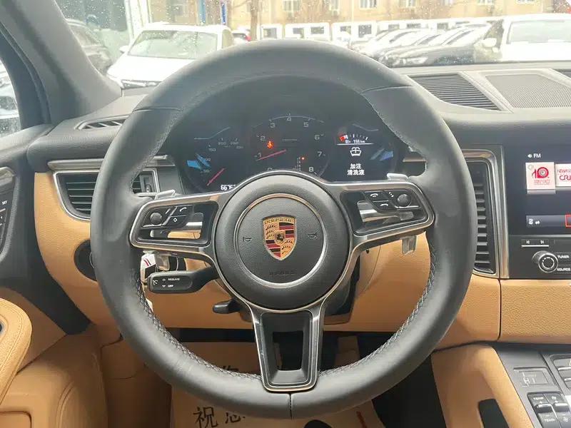 2017 Macan 2.0T — миниатюра 21