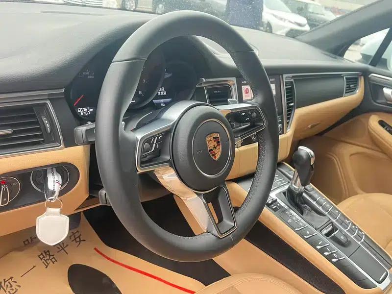 2017 Macan 2.0T — миниатюра 24