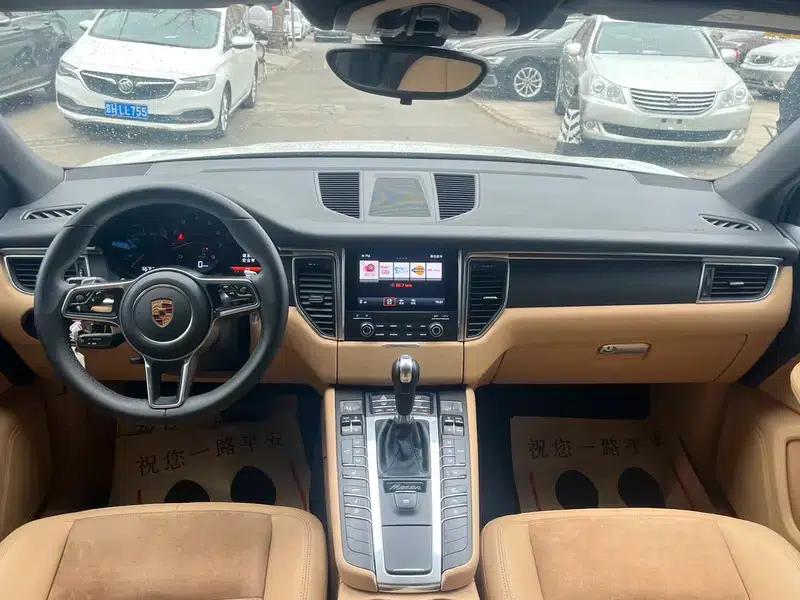 2017 Macan 2.0T — миниатюра 26