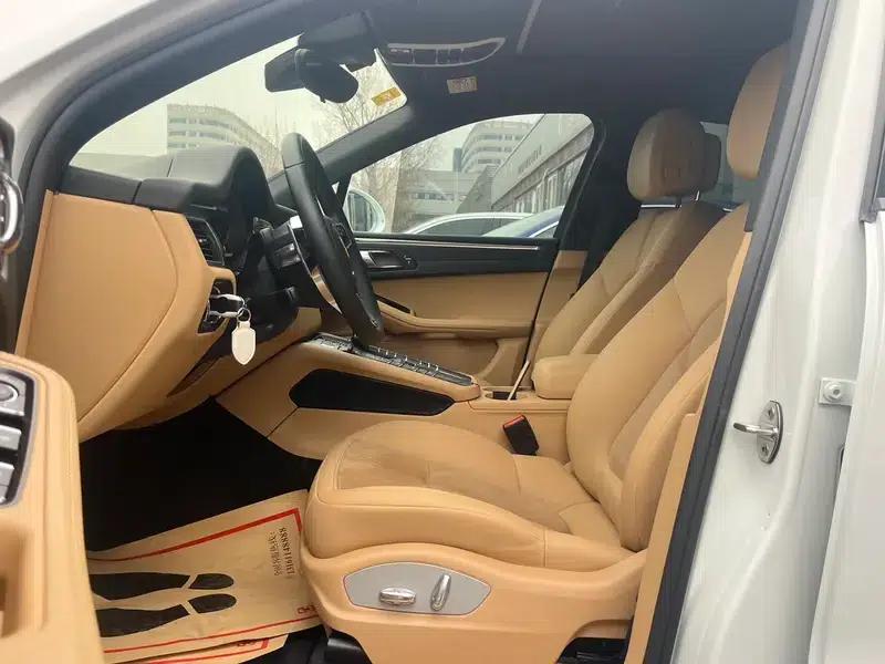 2017 Macan 2.0T — миниатюра 28
