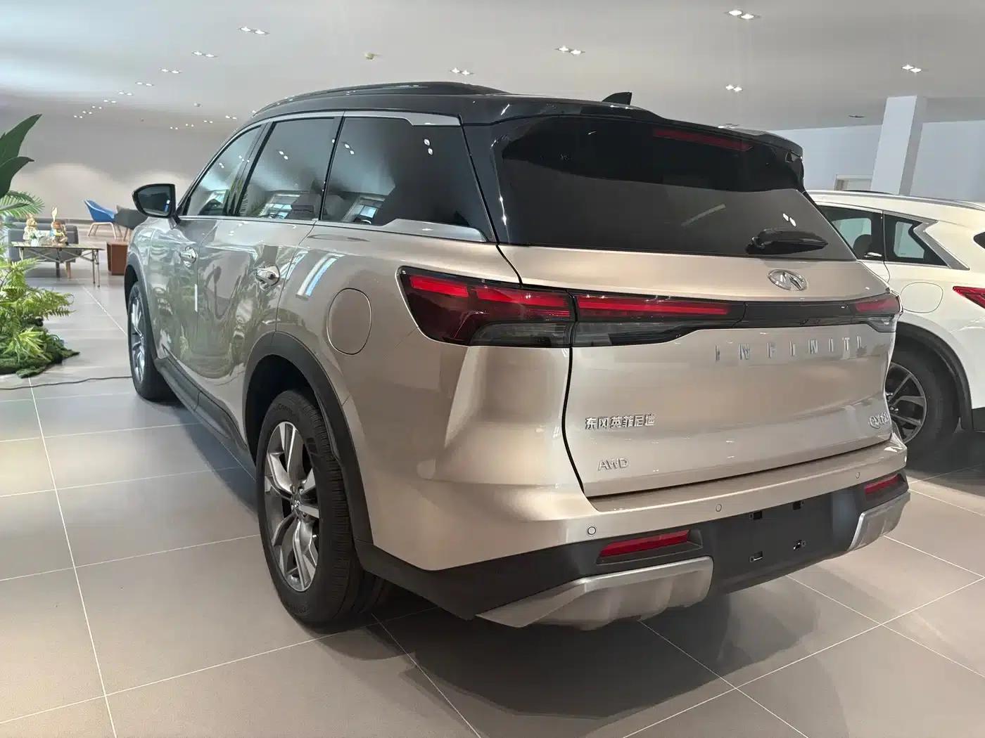 Infiniti QX60 2024 2.0T AWD Premium Edition — миниатюра 3