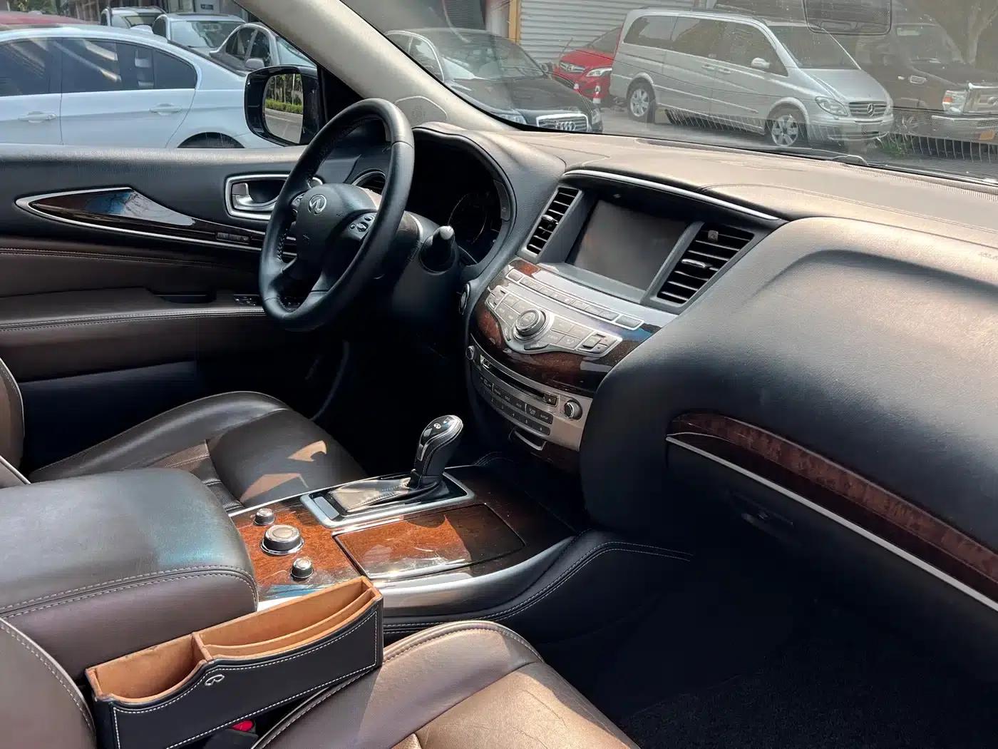 2018 Infiniti QX60 Imported 2.5 S/C Hybrid 2WD Champion Family Edition — миниатюра 16