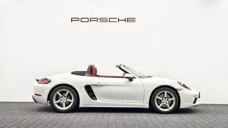 2023 Porsche 718 Boxster 2.0T — миниатюра 8