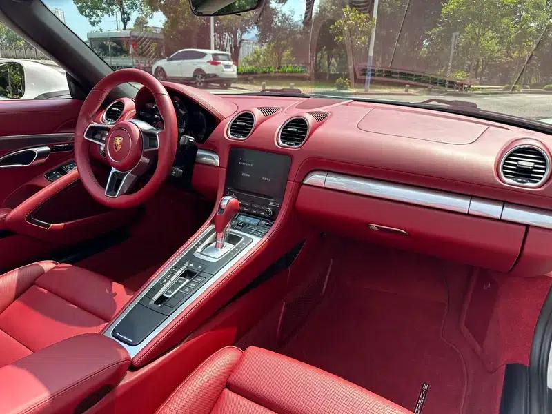 2020 Porsche 718 Boxster 2.0T — миниатюра 12