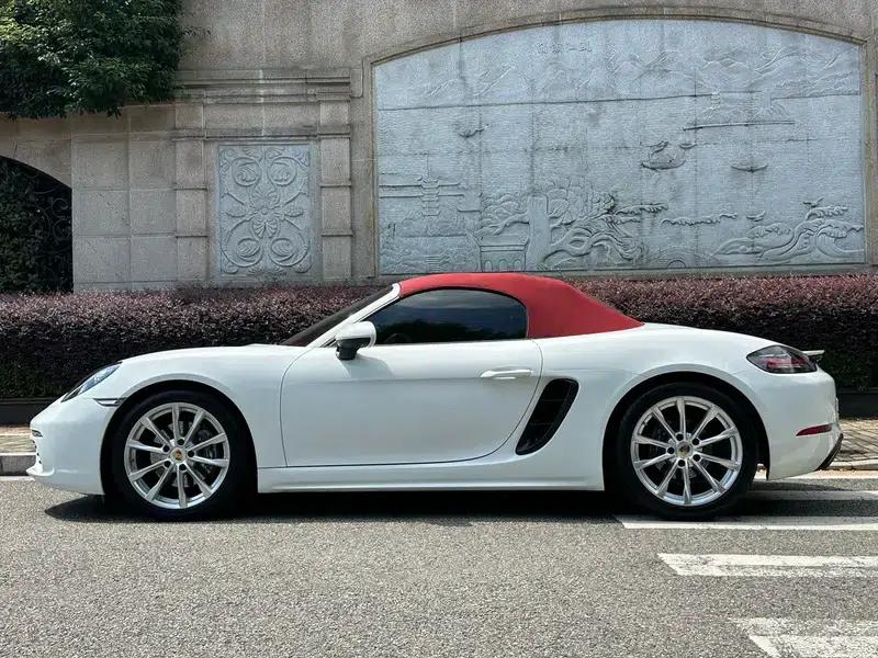 2020 Porsche 718 Boxster 2.0T — миниатюра 3