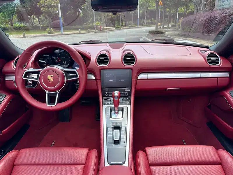 2020 Porsche 718 Boxster 2.0T — миниатюра 10