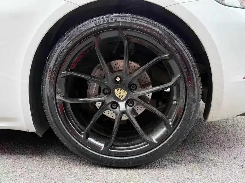 Porsche 718 Cayman 2018 2.0T — миниатюра 8