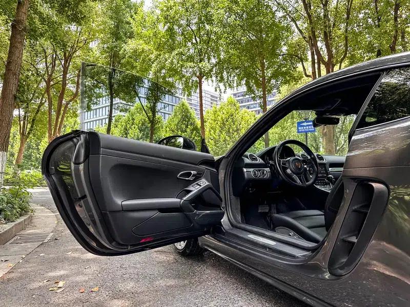 Porsche 718 Cayman 2020 2.0T — миниатюра 8