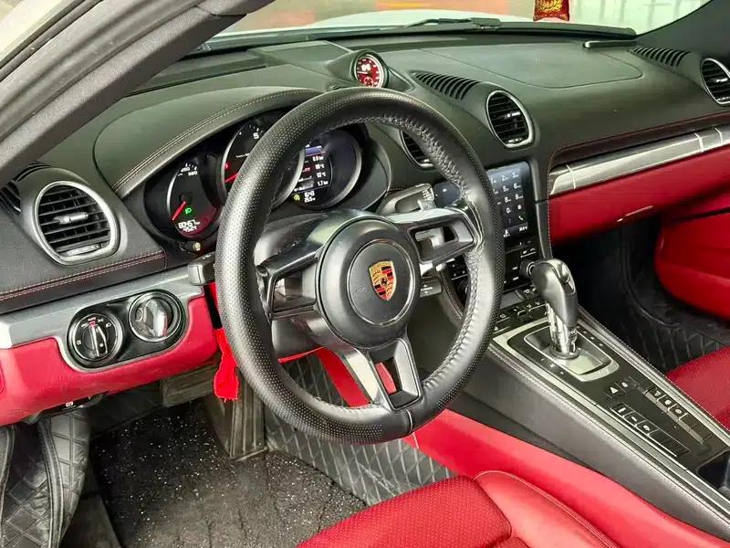 Porsche 718 Cayman 2018 2.0T — миниатюра 8