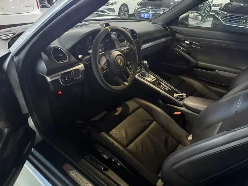 2016 Porsche 718 Boxster 2.0T — миниатюра 11