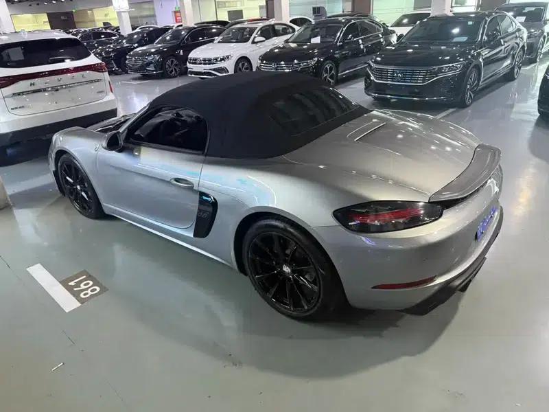 2016 Porsche 718 Boxster 2.0T — миниатюра 4