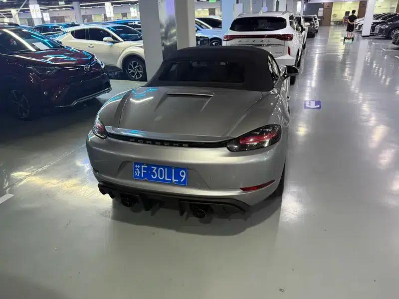 2016 Porsche 718 Boxster 2.0T — миниатюра 5