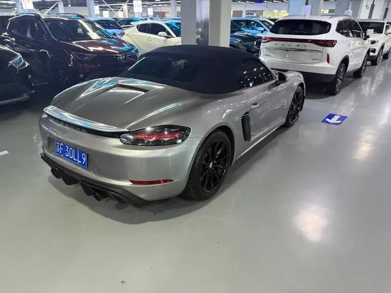 2016 Porsche 718 Boxster 2.0T — миниатюра 6