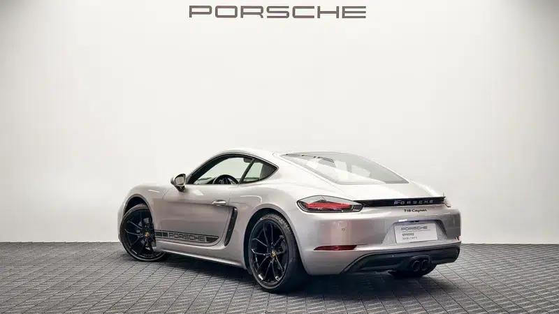 2025 Porsche 718 2.0T Automatic Rear-Wheel Drive 2-Seater Factory Custom Edition — миниатюра 5