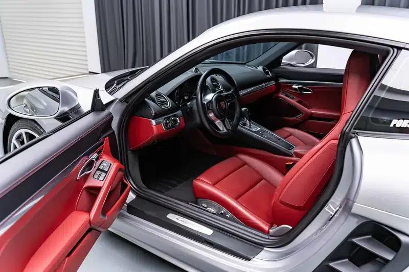 Porsche 718 Cayman 2020 2.0T — миниатюра 15