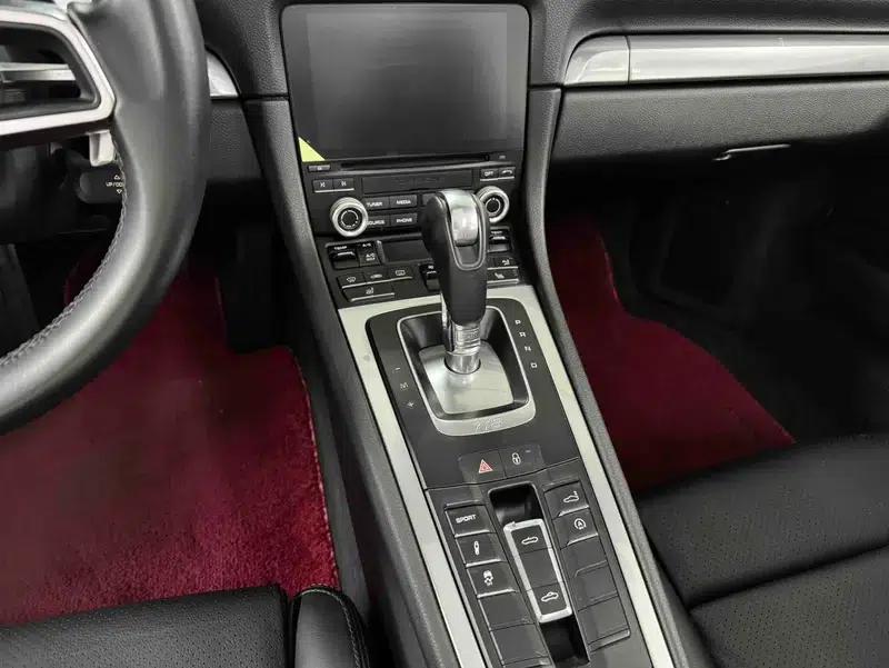 2016 Porsche 718 Boxster 2.0T — миниатюра 13