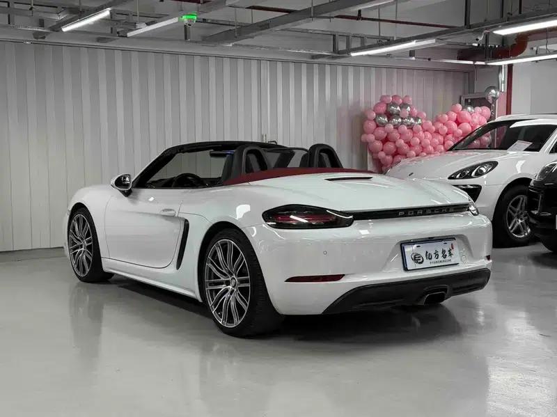 2016 Porsche 718 Boxster 2.0T — миниатюра 4