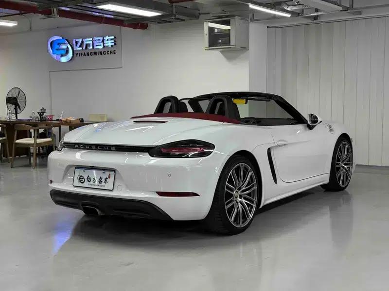 2016 Porsche 718 Boxster 2.0T — миниатюра 6