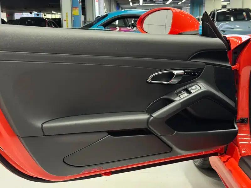 Porsche 718 Cayman 2016 2.0T — миниатюра 27