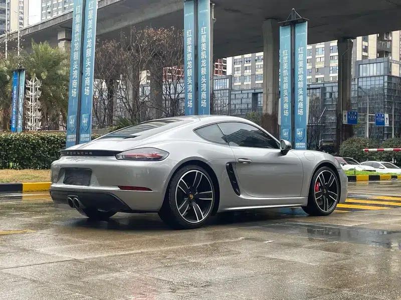 Porsche 718 Cayman 2018 2.0T — миниатюра 7