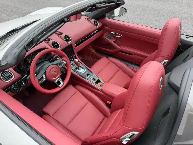2020 Porsche 718 Boxster 2.0T — миниатюра 8