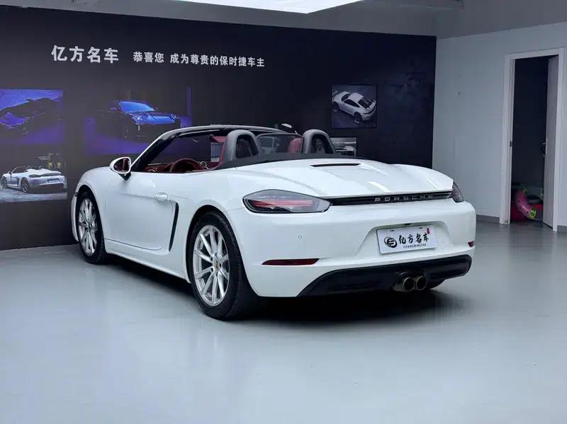 2016 Porsche 718 Boxster 2.0T — миниатюра 4