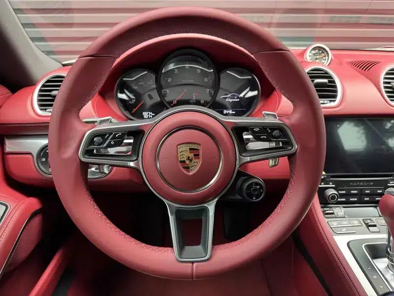 Porsche 718 Cayman 2023 2.0T — миниатюра 6