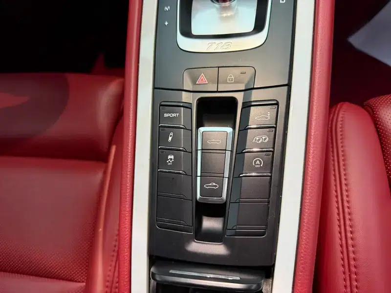 2016 Porsche 718 Boxster 2.0T — миниатюра 11