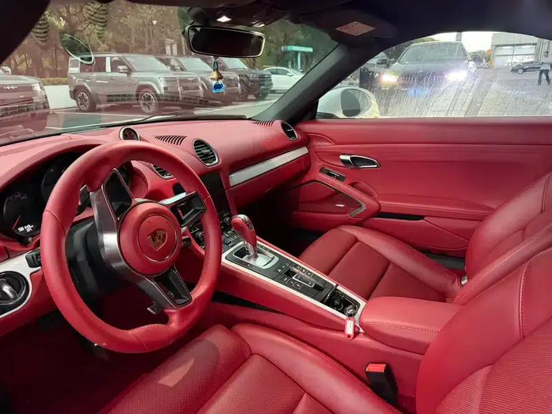 2016 Porsche 718 Boxster 2.0T — миниатюра 13