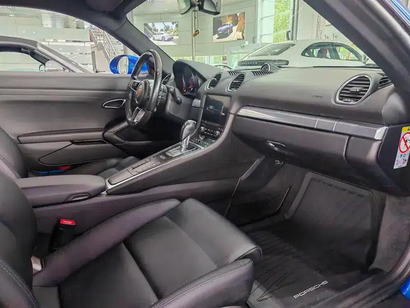 Porsche 718 Cayman 2018 2.0T — миниатюра 8