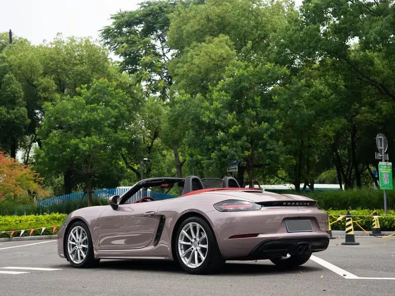 2023 Porsche 718 Boxster 2.0T — миниатюра 4