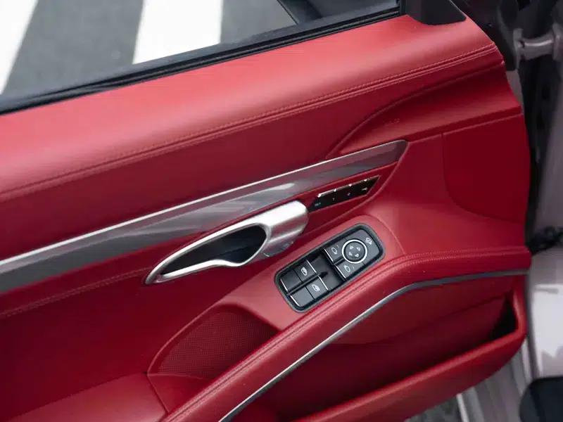 2023 Porsche 718 Boxster 2.0T — миниатюра 9