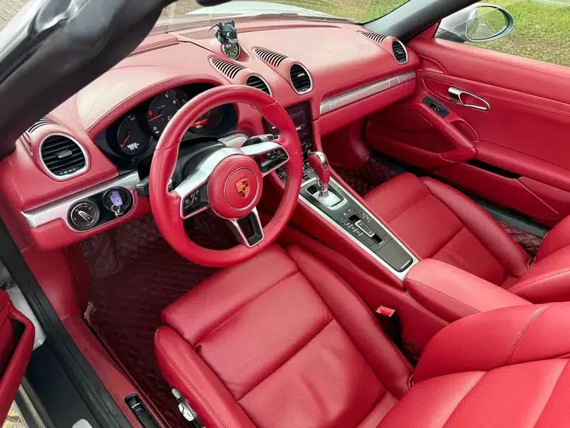 2016 Porsche 718 Boxster 2.0T — миниатюра 13