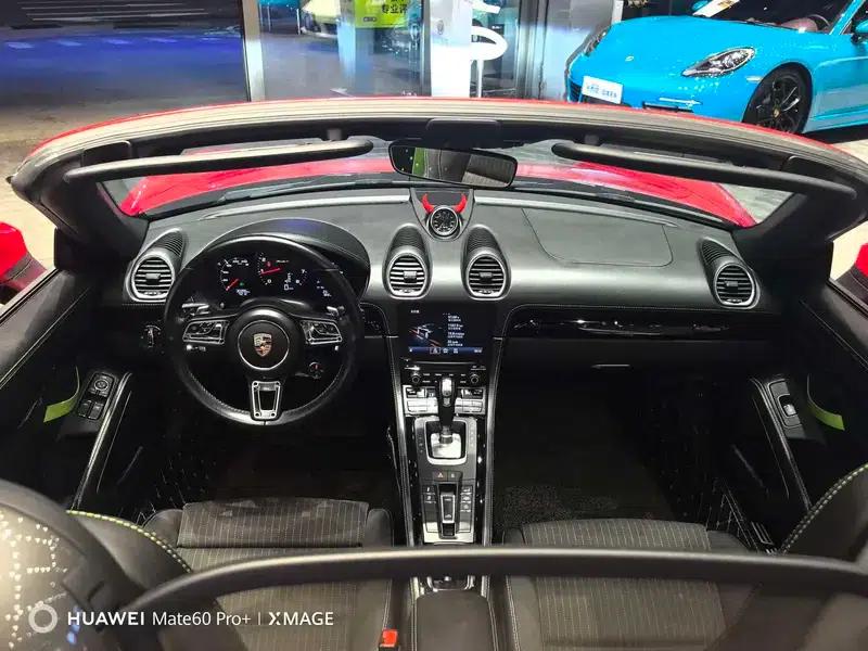 2019 Porsche 718 Boxster T — миниатюра 12