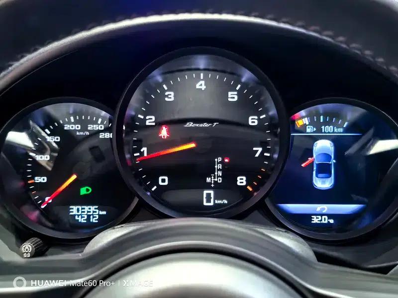 2019 Porsche 718 Boxster T — миниатюра 13