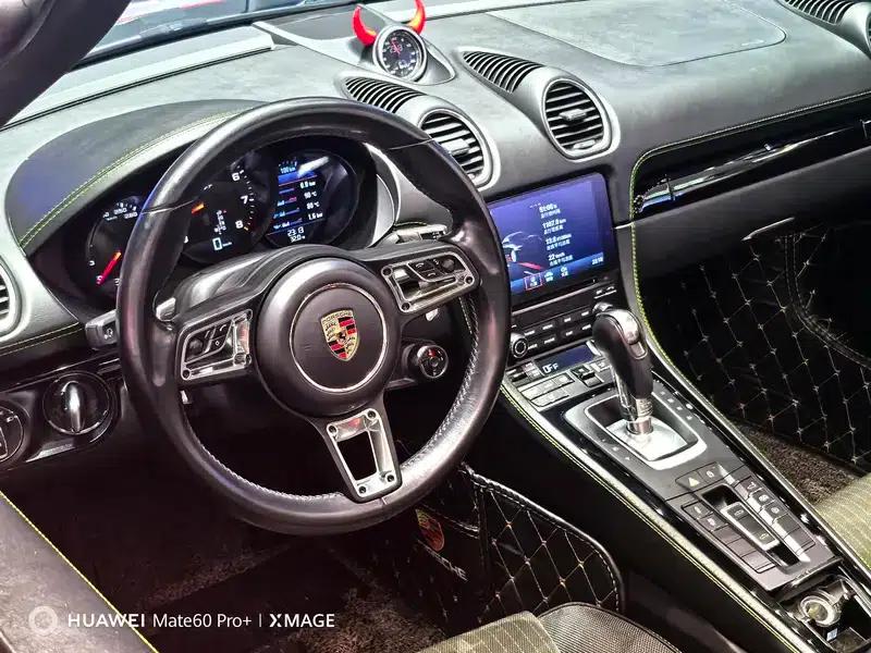 2019 Porsche 718 Boxster T — миниатюра 16