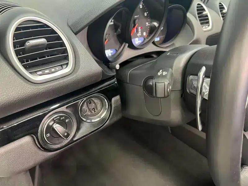 2023 Porsche 718 Boxster T — миниатюра 21