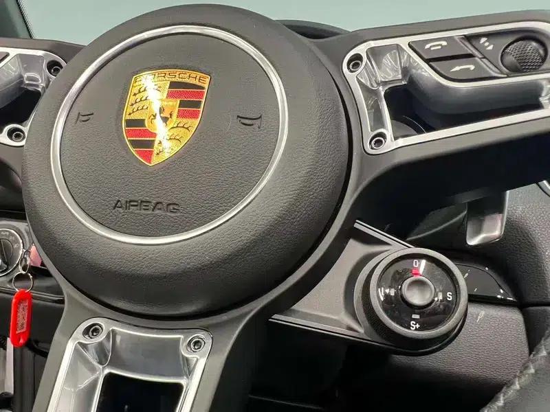 2023 Porsche 718 Boxster T — миниатюра 22