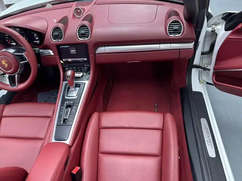 2018 Porsche 718 Boxster 2.0T — миниатюра 13