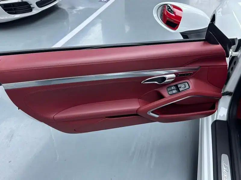 2018 Porsche 718 Boxster 2.0T — миниатюра 15