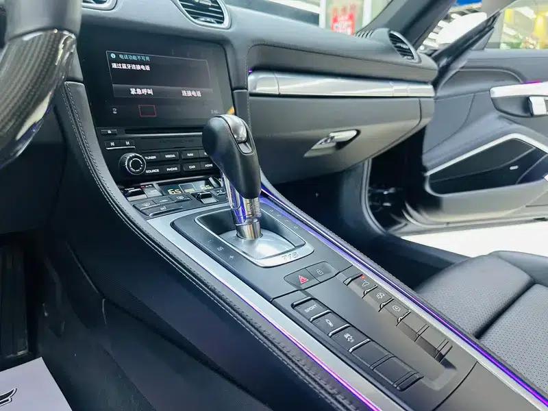 Porsche 718 Cayman 2018 2.0T — миниатюра 10